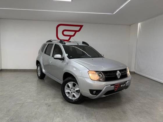 RENAULT DUSTER 2.0 DYNAMIQUE 4X2 16V FLEX 4P AUTOMÁTICO